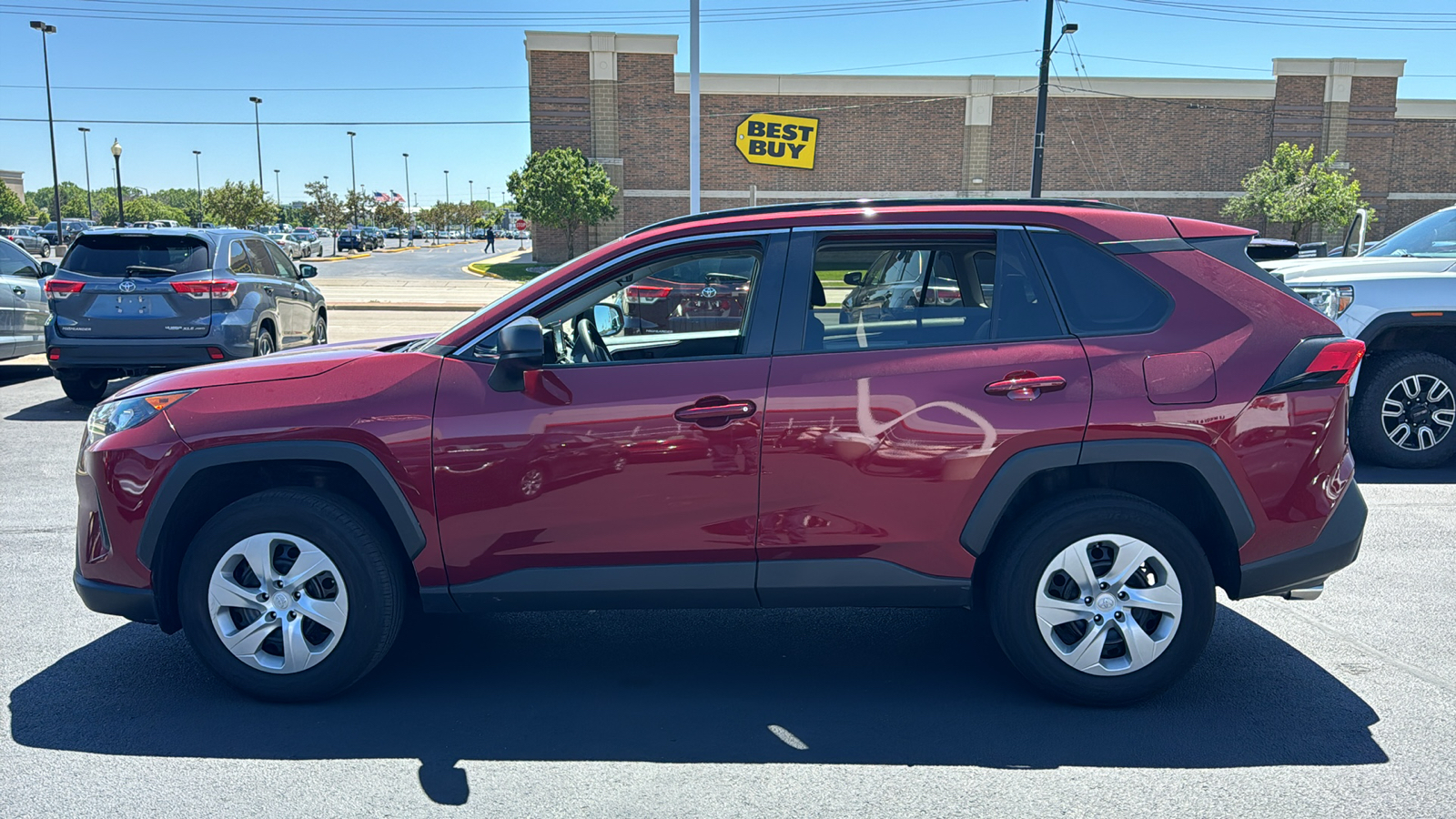 2021 Toyota RAV4 LE 6