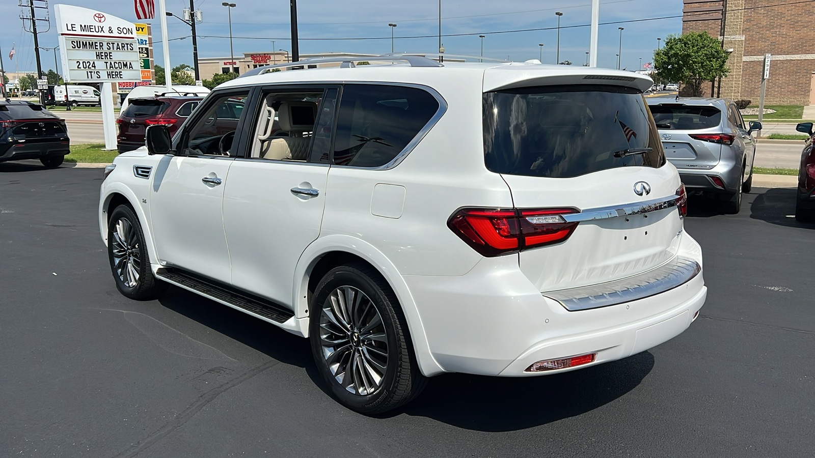 2019 INFINITI QX80 LUXE 5