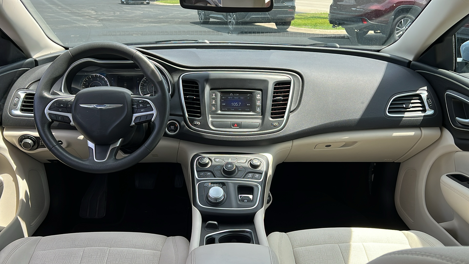 2015 Chrysler 200 Limited 8