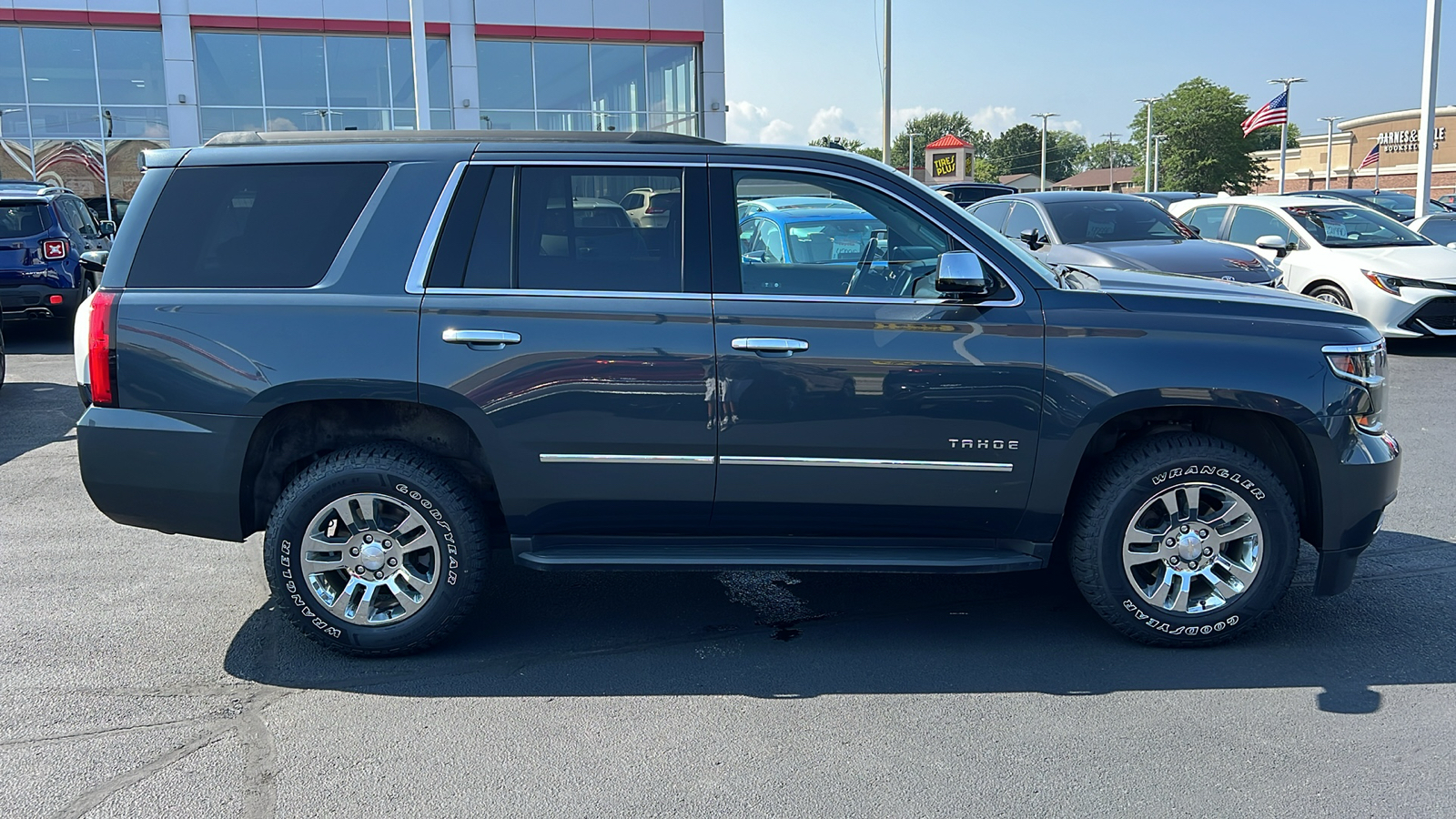 2019 Chevrolet Tahoe LS 2