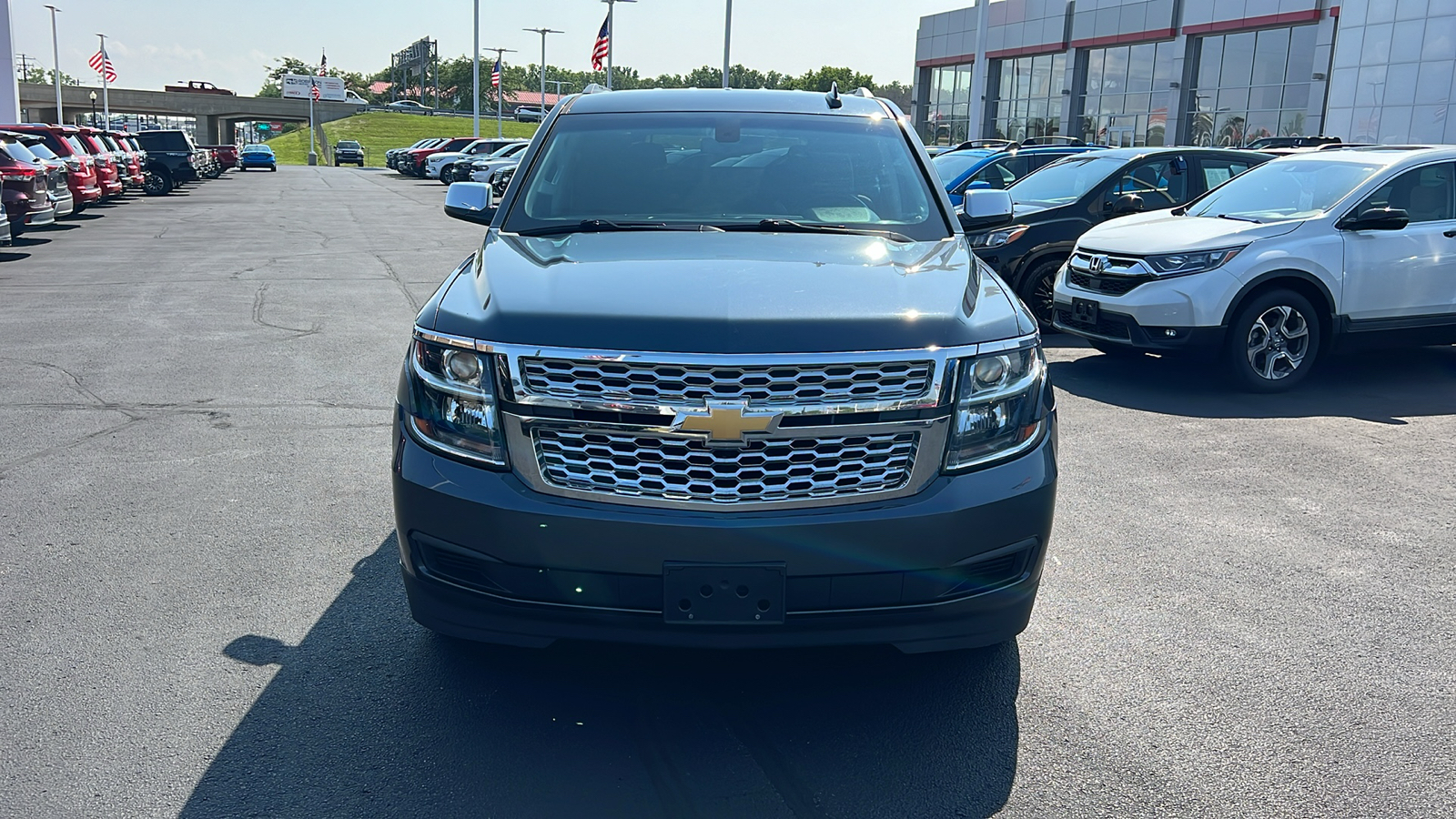 2019 Chevrolet Tahoe LS 32