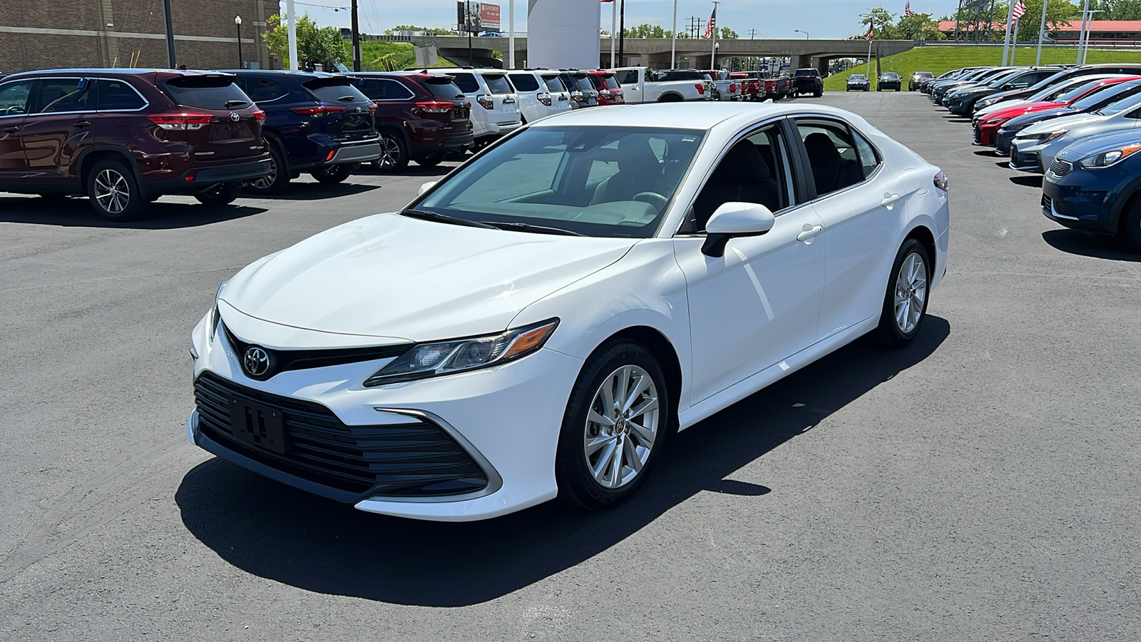 2021 Toyota Camry LE 7