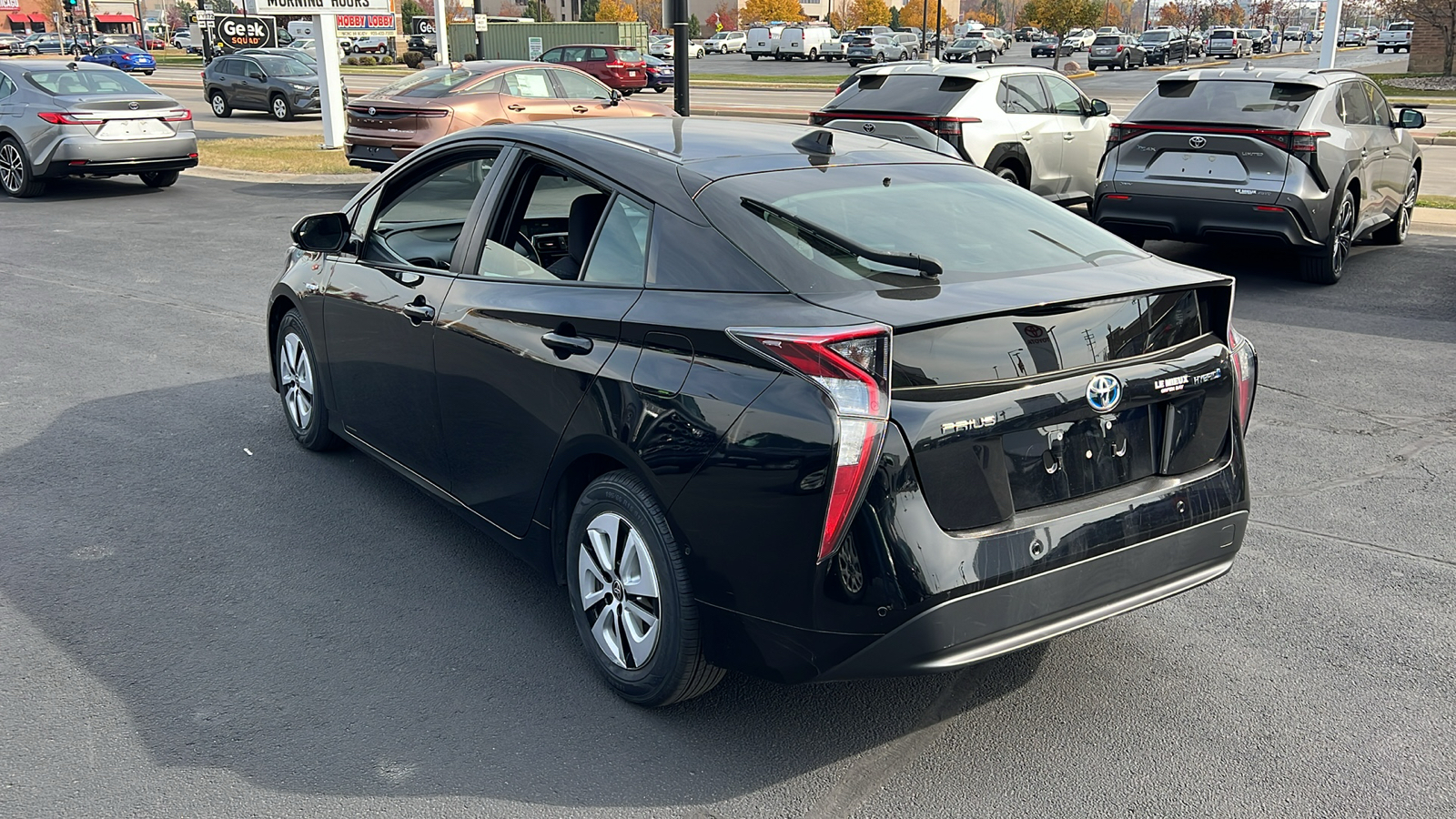 2018 Toyota Prius Two 5