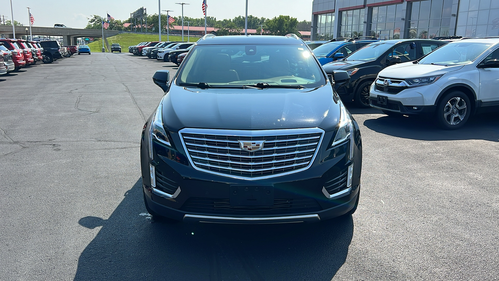 2018 Cadillac XT5 Platinum 37