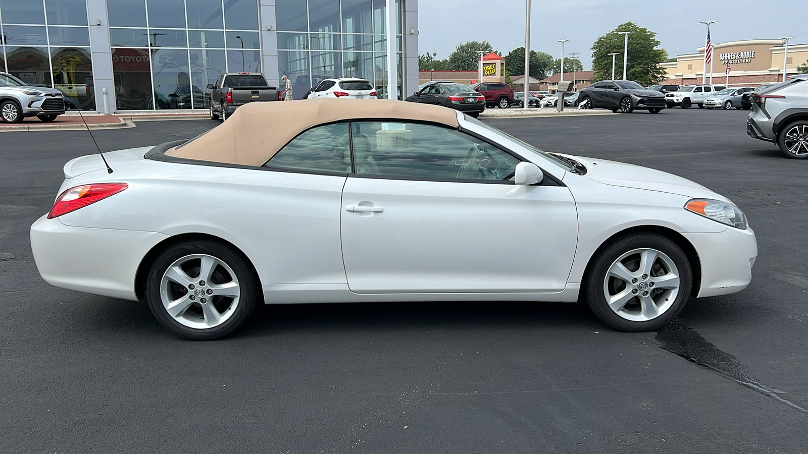 2006 Toyota Camry Solara SLE 2