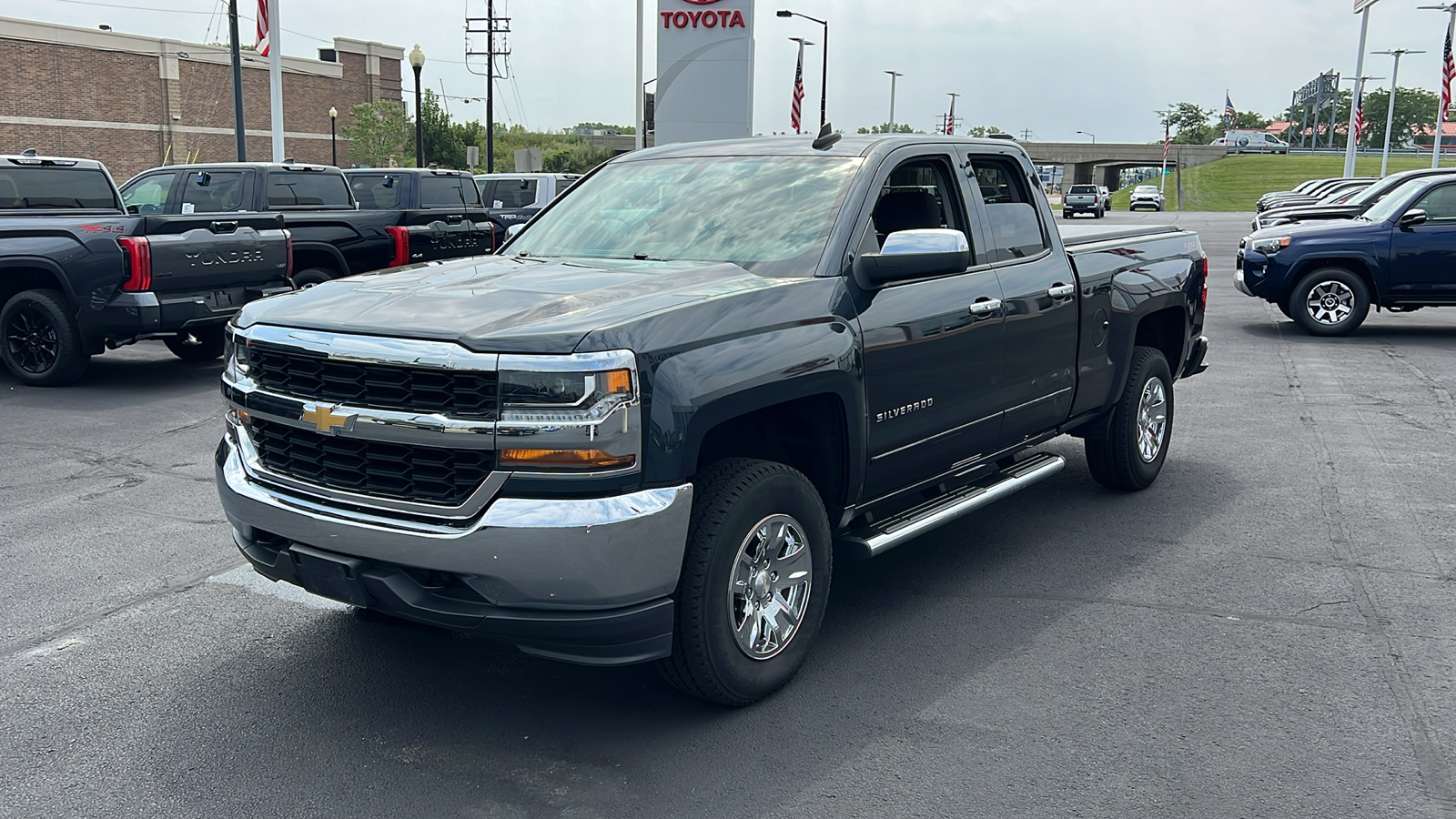 2019 Chevrolet Silverado 1500 LD LT 7