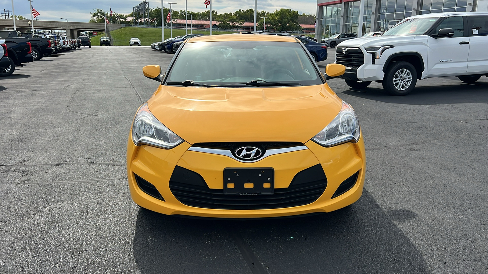 2016 Hyundai Veloster Base 29