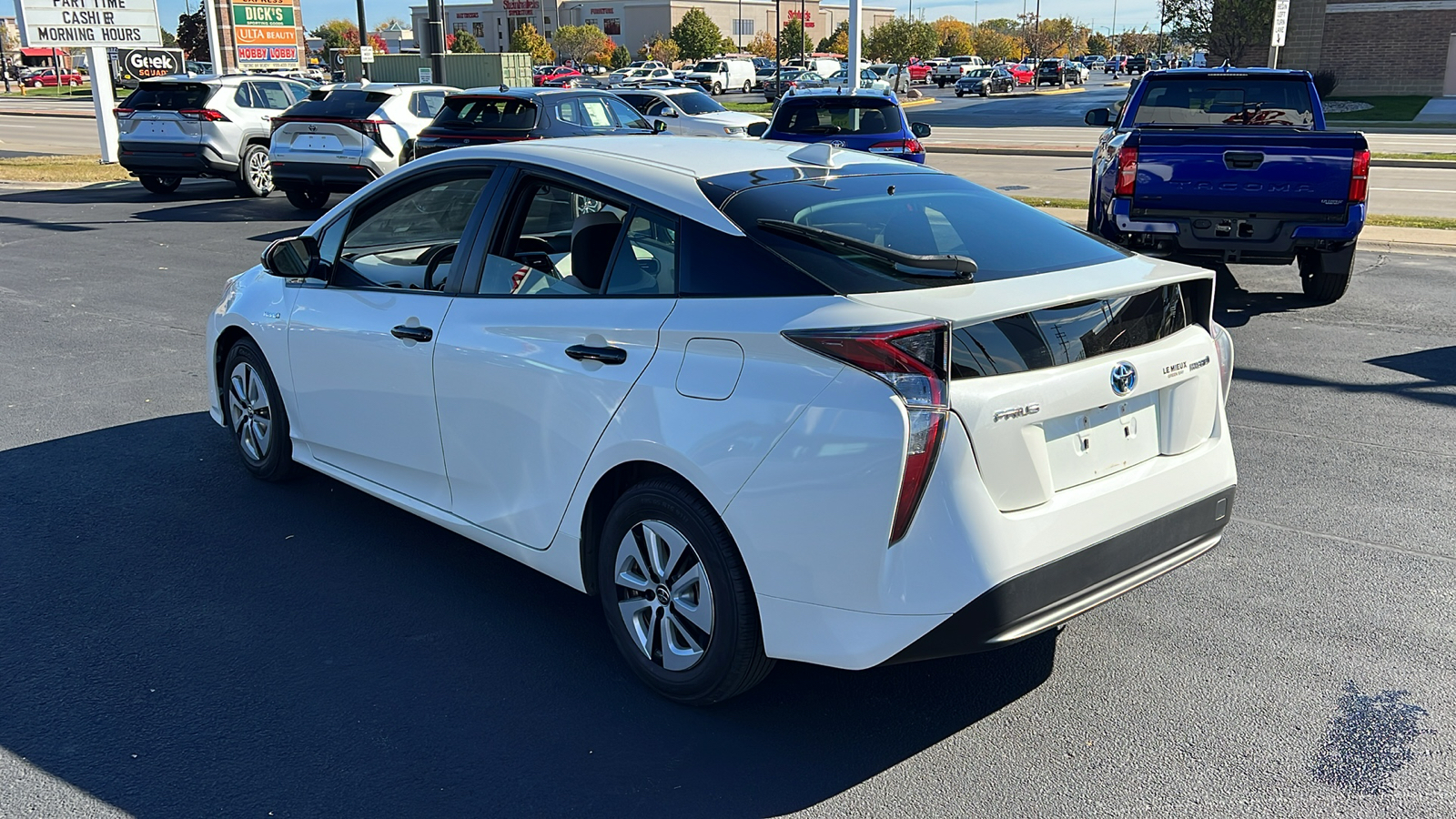 2016 Toyota Prius Four 5