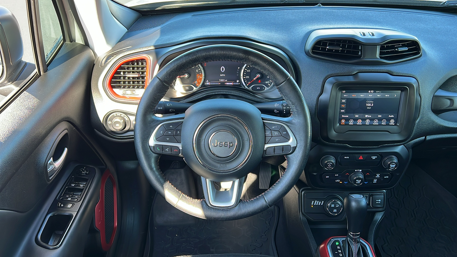 2018 Jeep Renegade Trailhawk 9