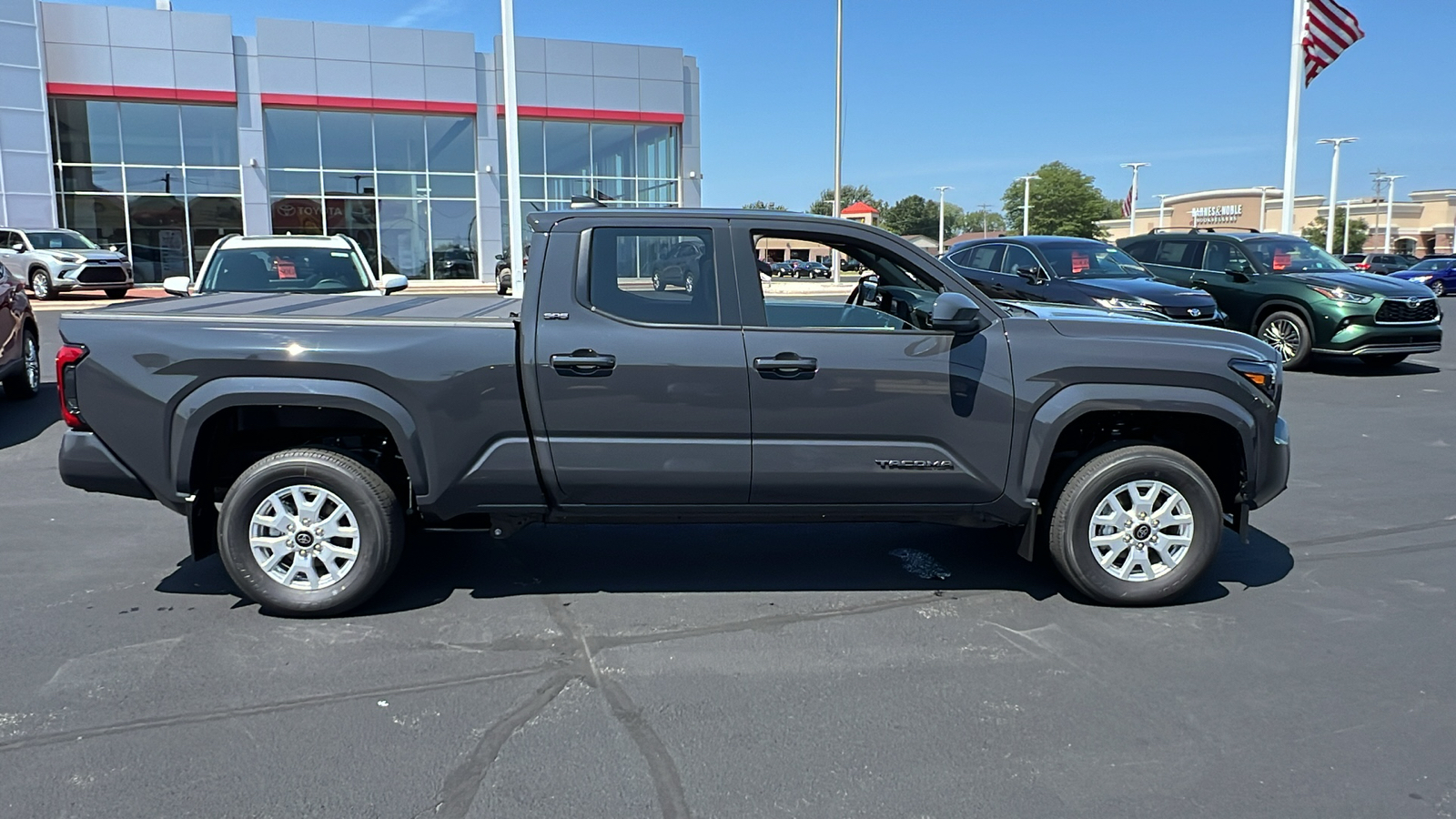 2024 Toyota Tacoma SR5 2