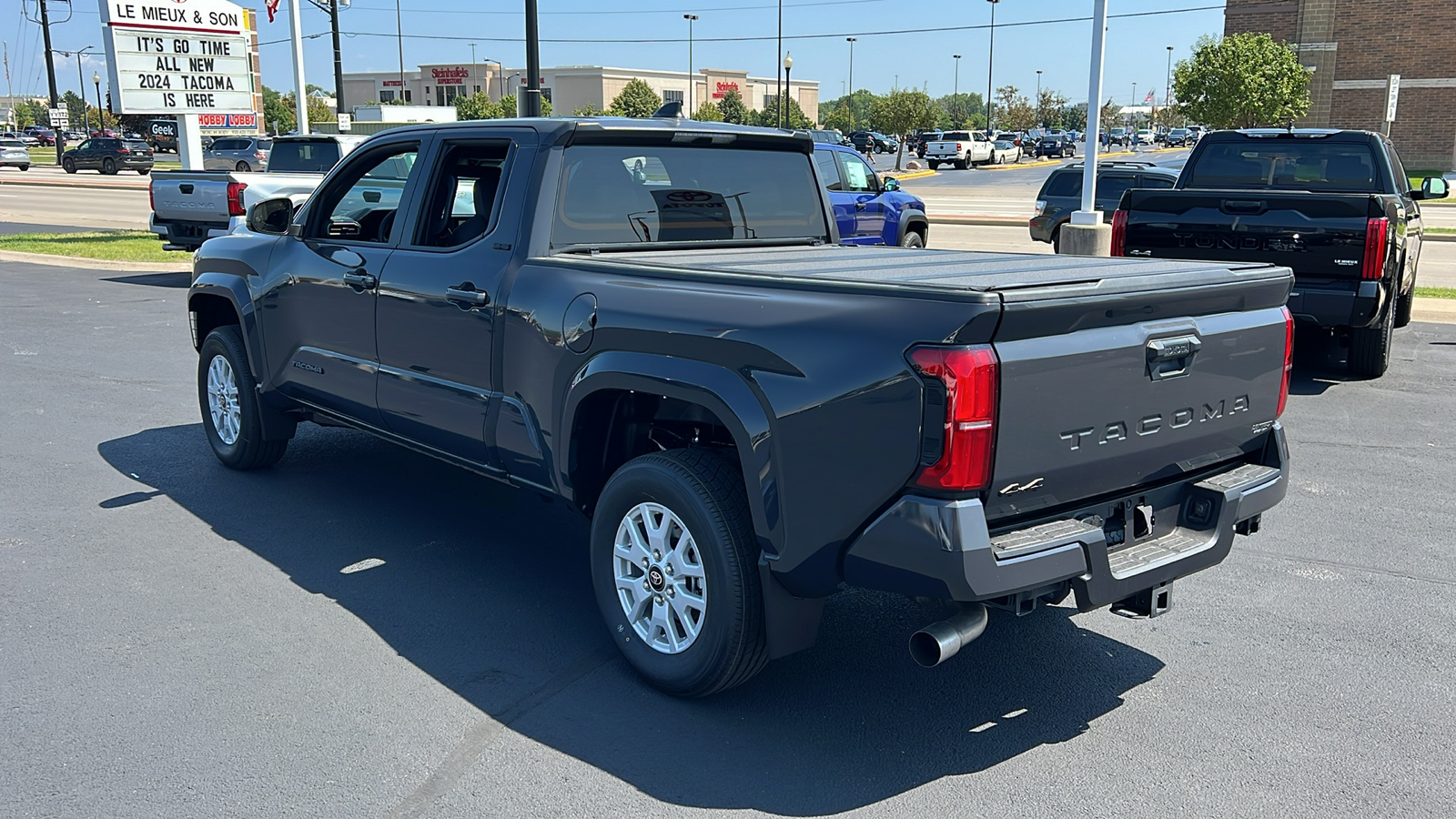 2024 Toyota Tacoma SR5 5