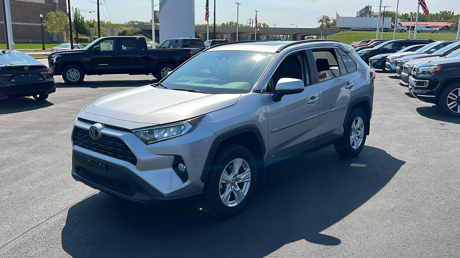 2021 Toyota RAV4 XLE 7