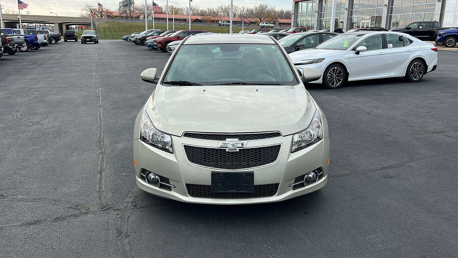 2014 Chevrolet Cruze 1LT 29