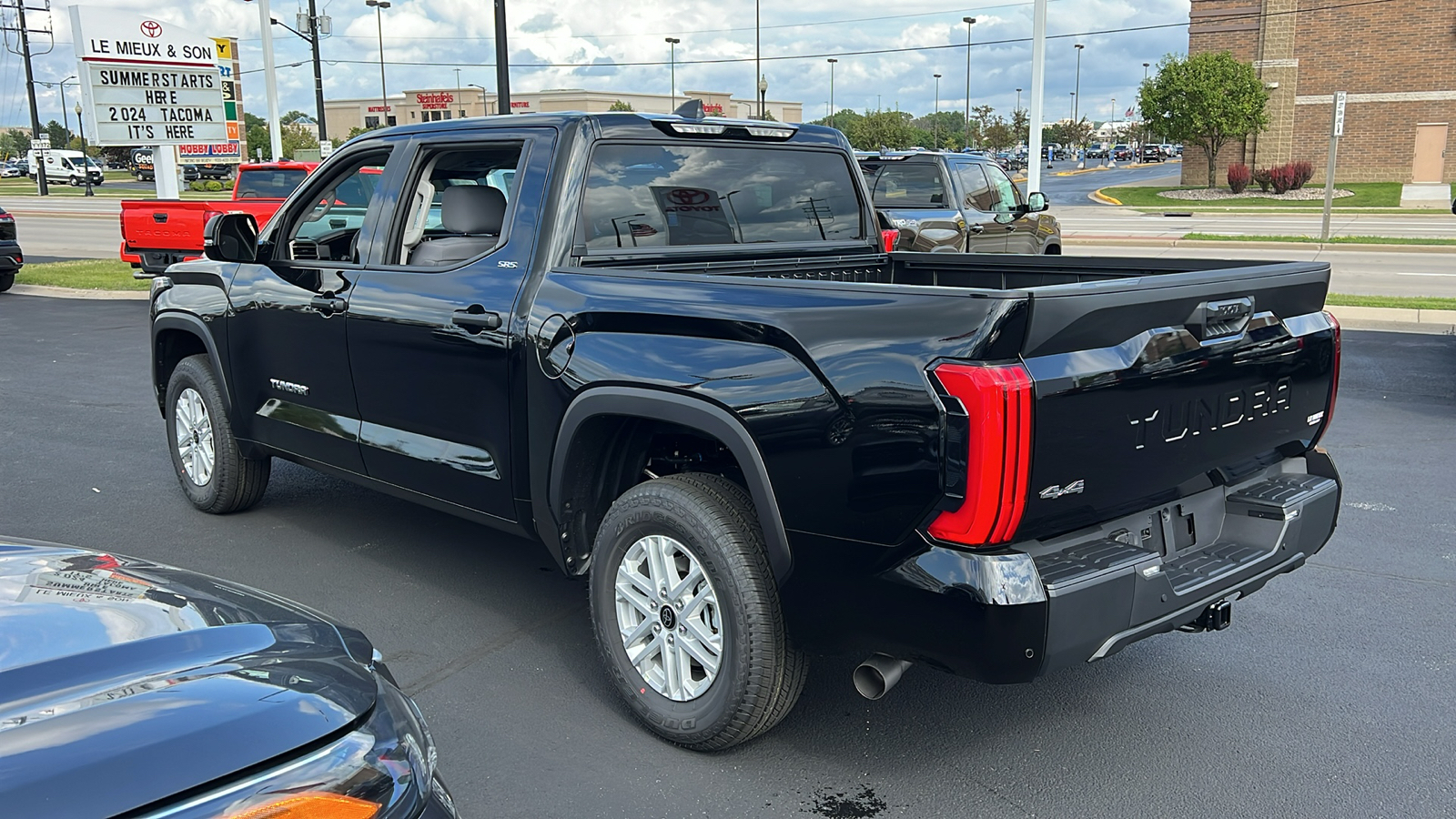 2024 Toyota Tundra SR5 5