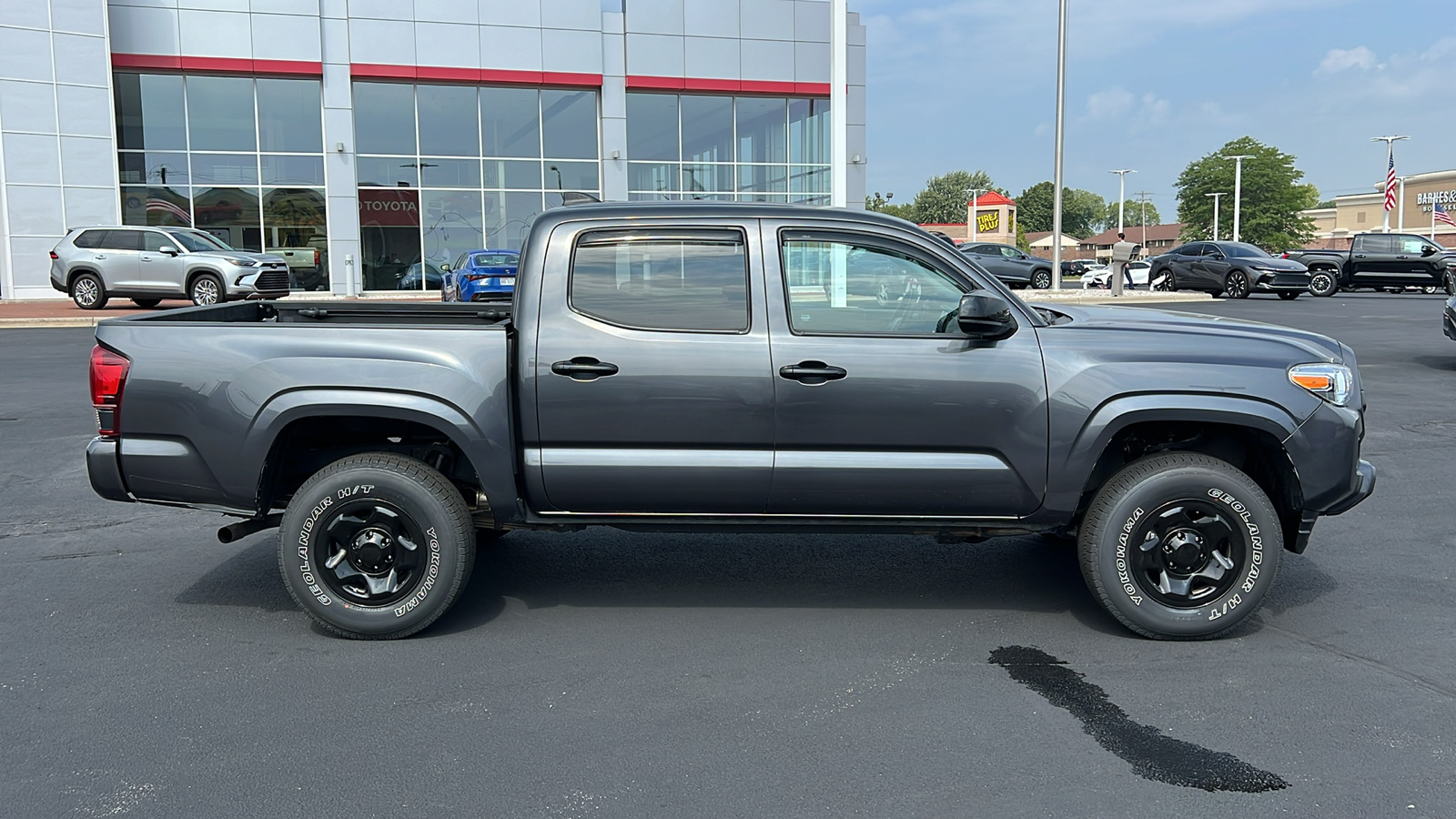 2021 Toyota Tacoma SR 2