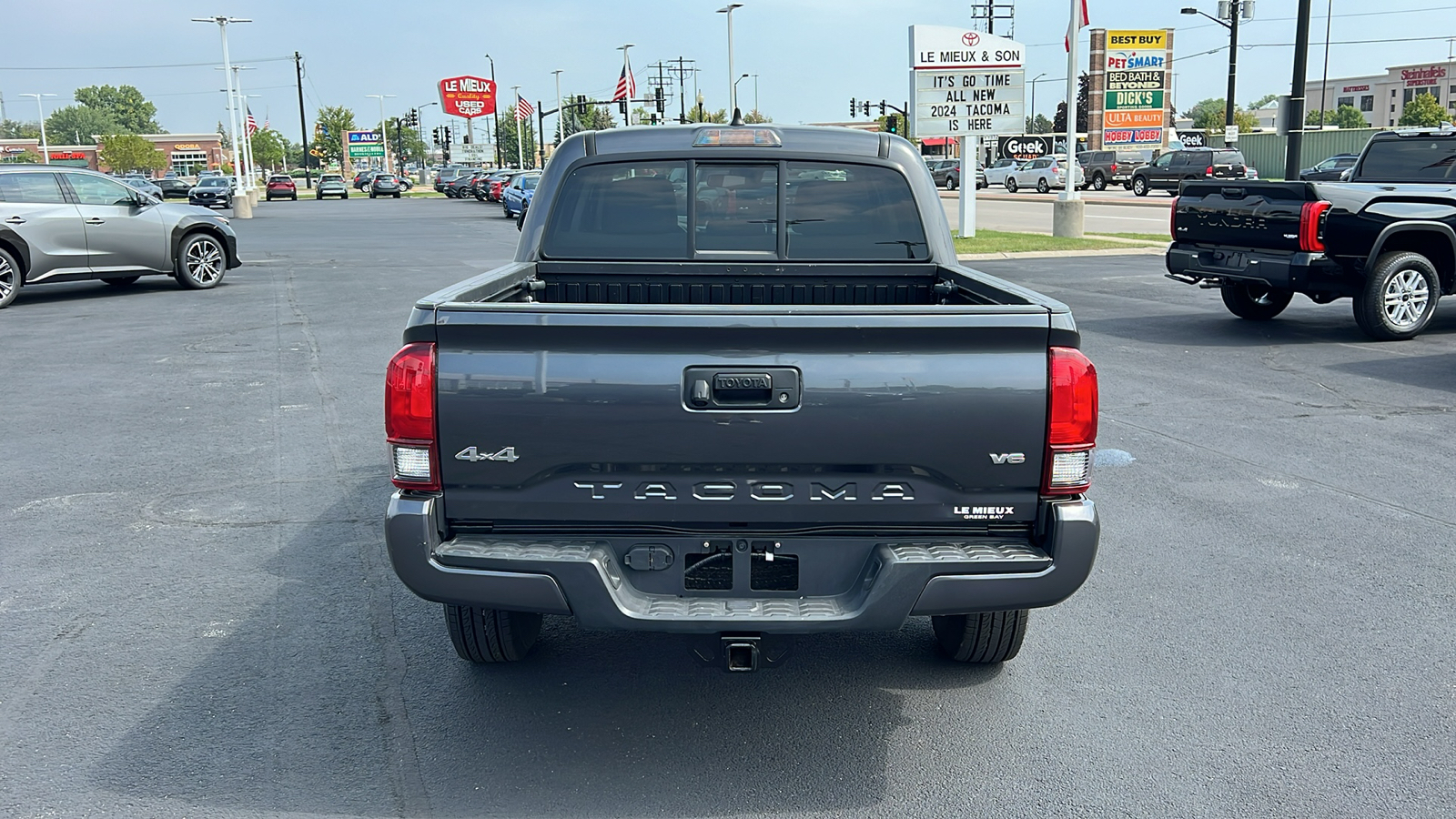 2021 Toyota Tacoma SR 4