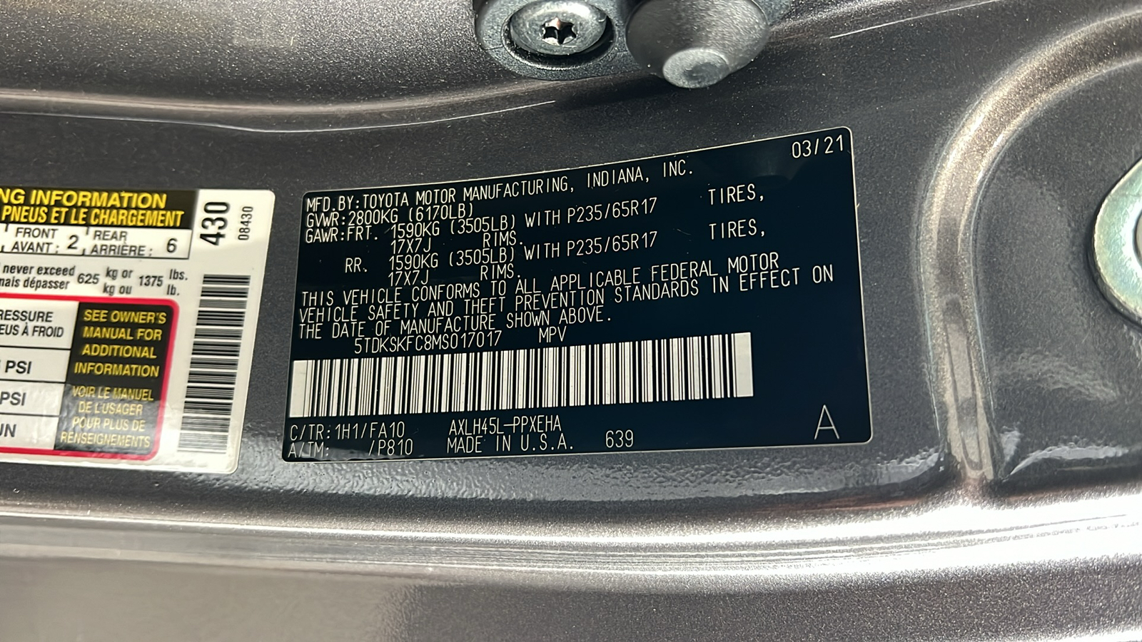 2021 Toyota Sienna LE 33