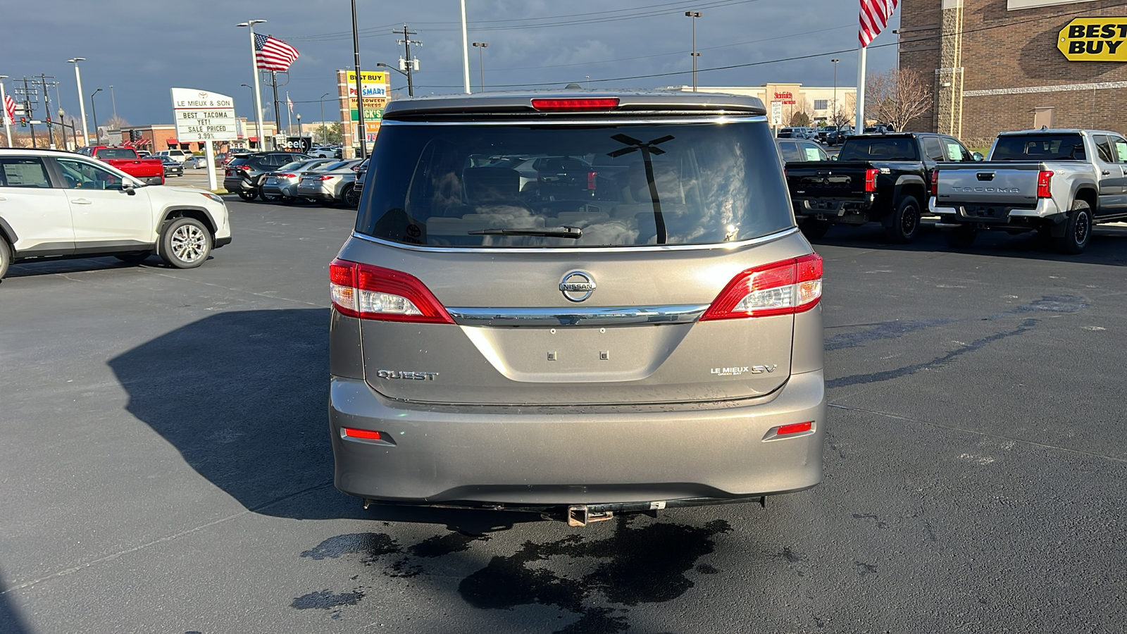 2015 Nissan Quest 3.5 SV 4