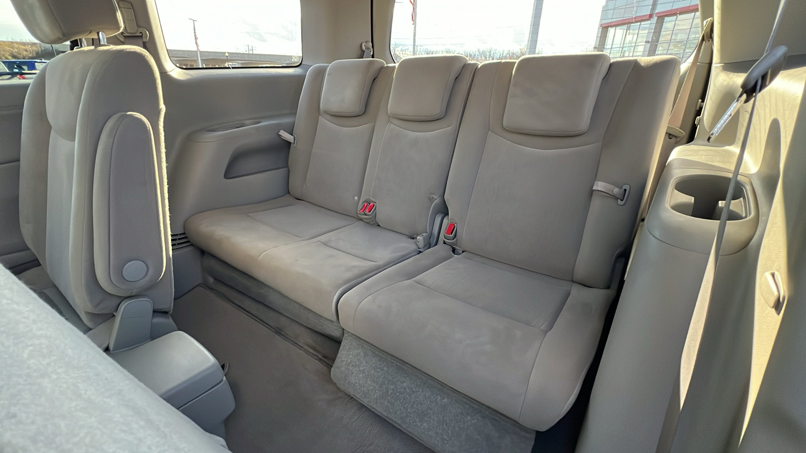 2015 Nissan Quest 3.5 SV 31