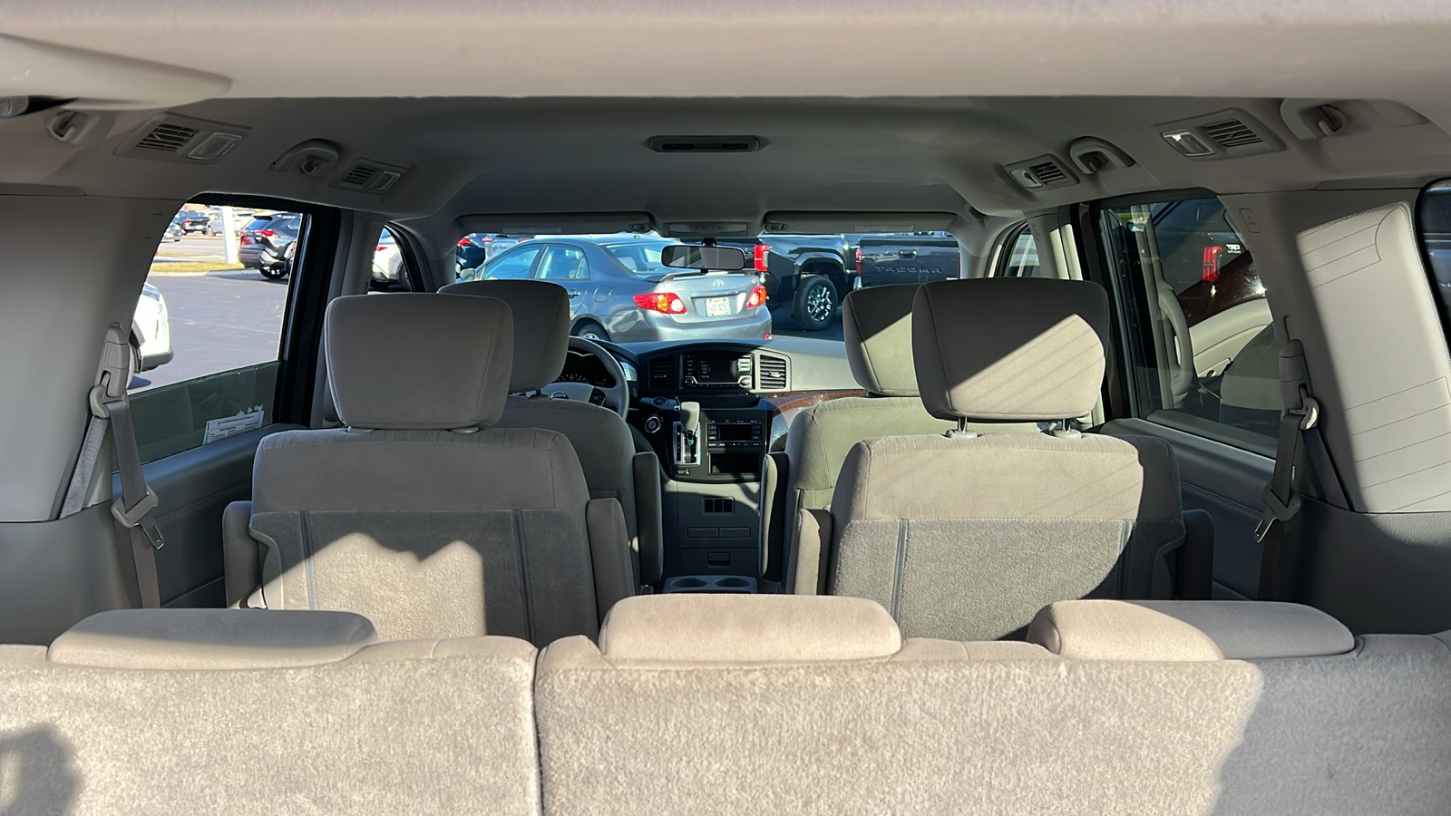 2015 Nissan Quest 3.5 SV 33