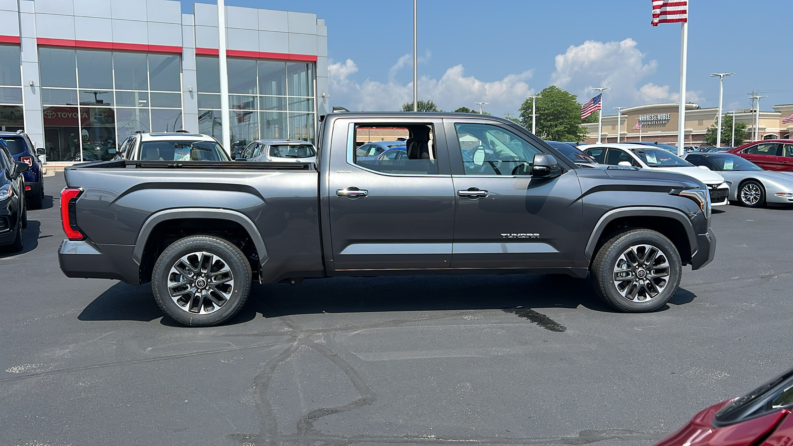 2024 Toyota Tundra Hybrid Limited 2