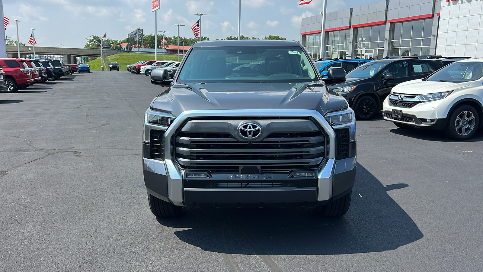 2024 Toyota Tundra Hybrid Limited 31