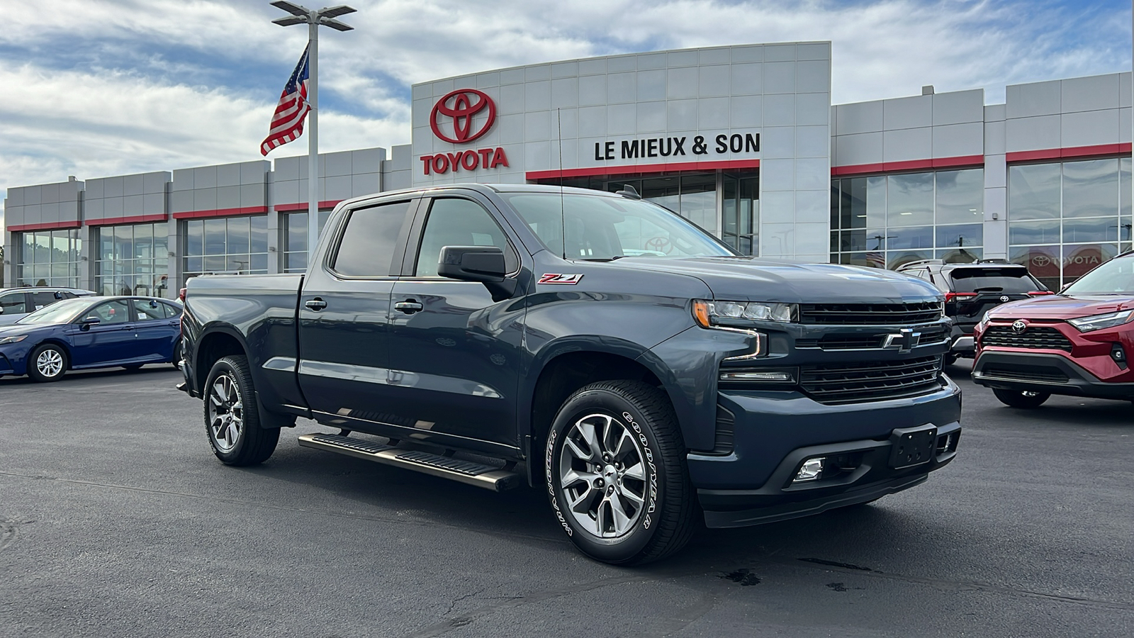 2021 Chevrolet Silverado 1500 RST 1