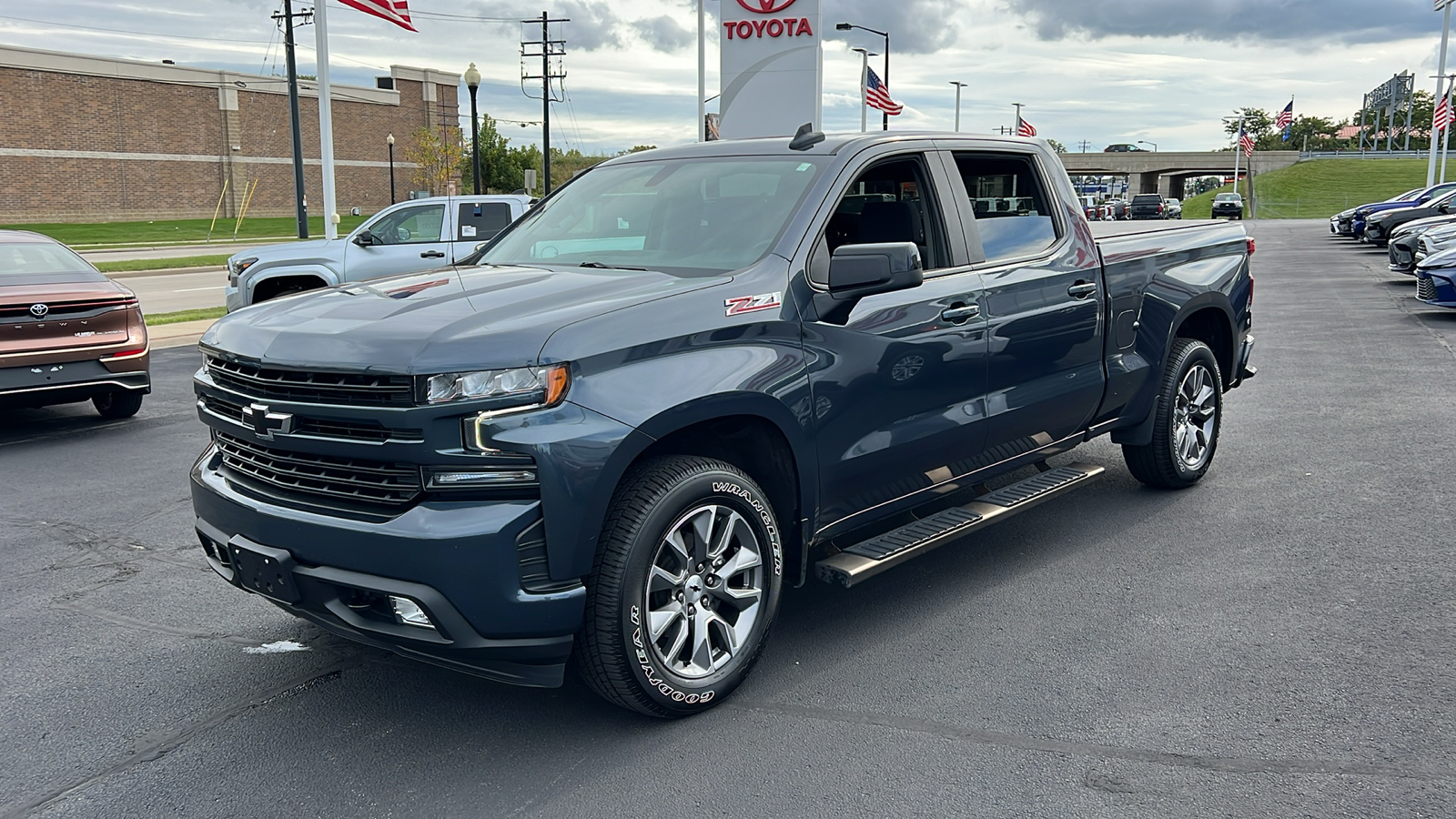 2021 Chevrolet Silverado 1500 RST 7