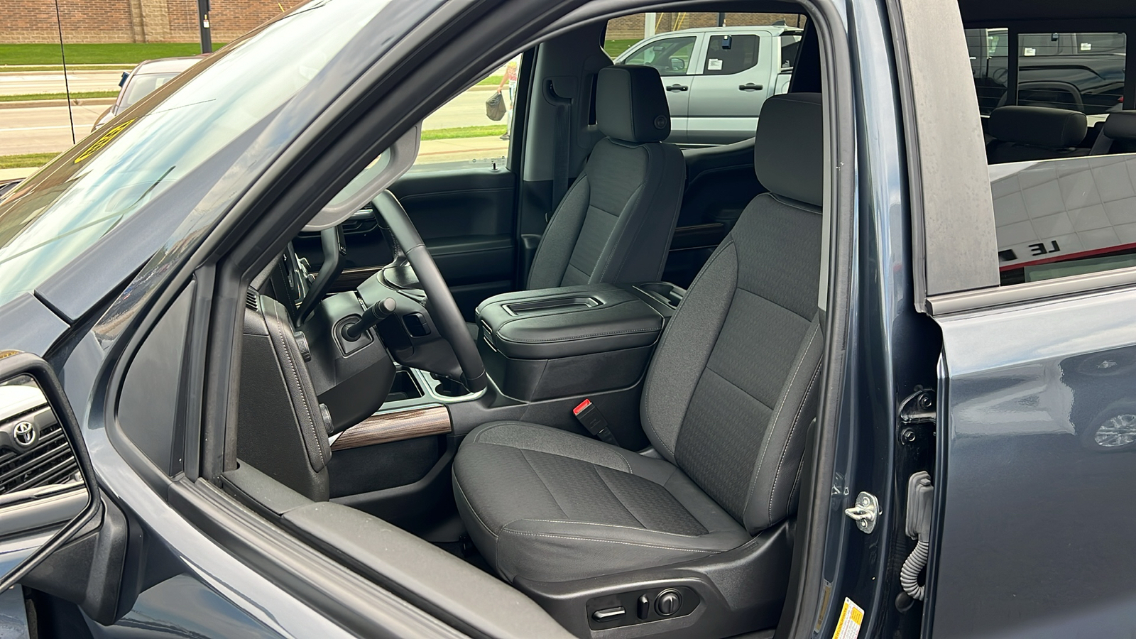 2021 Chevrolet Silverado 1500 RST 22