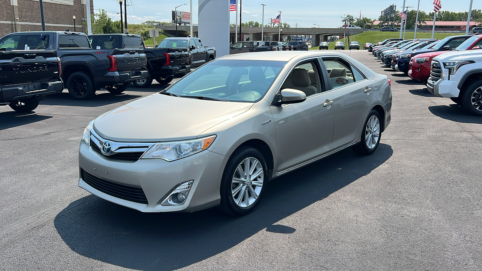 2013 Toyota Camry Hybrid XLE 7