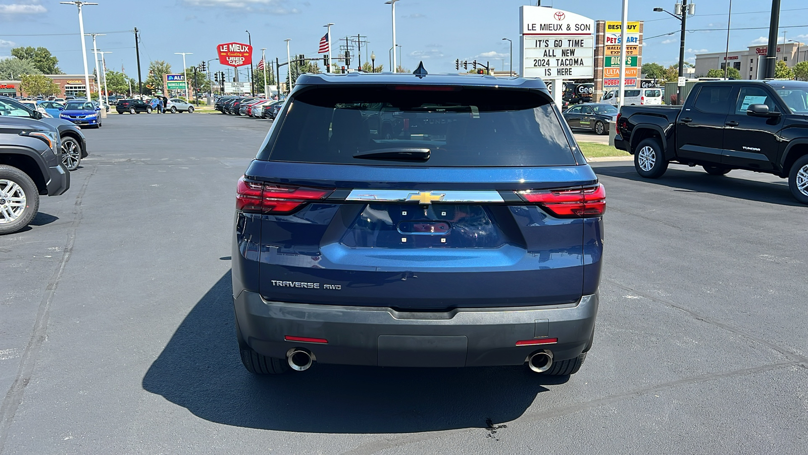 2022 Chevrolet Traverse LS 4