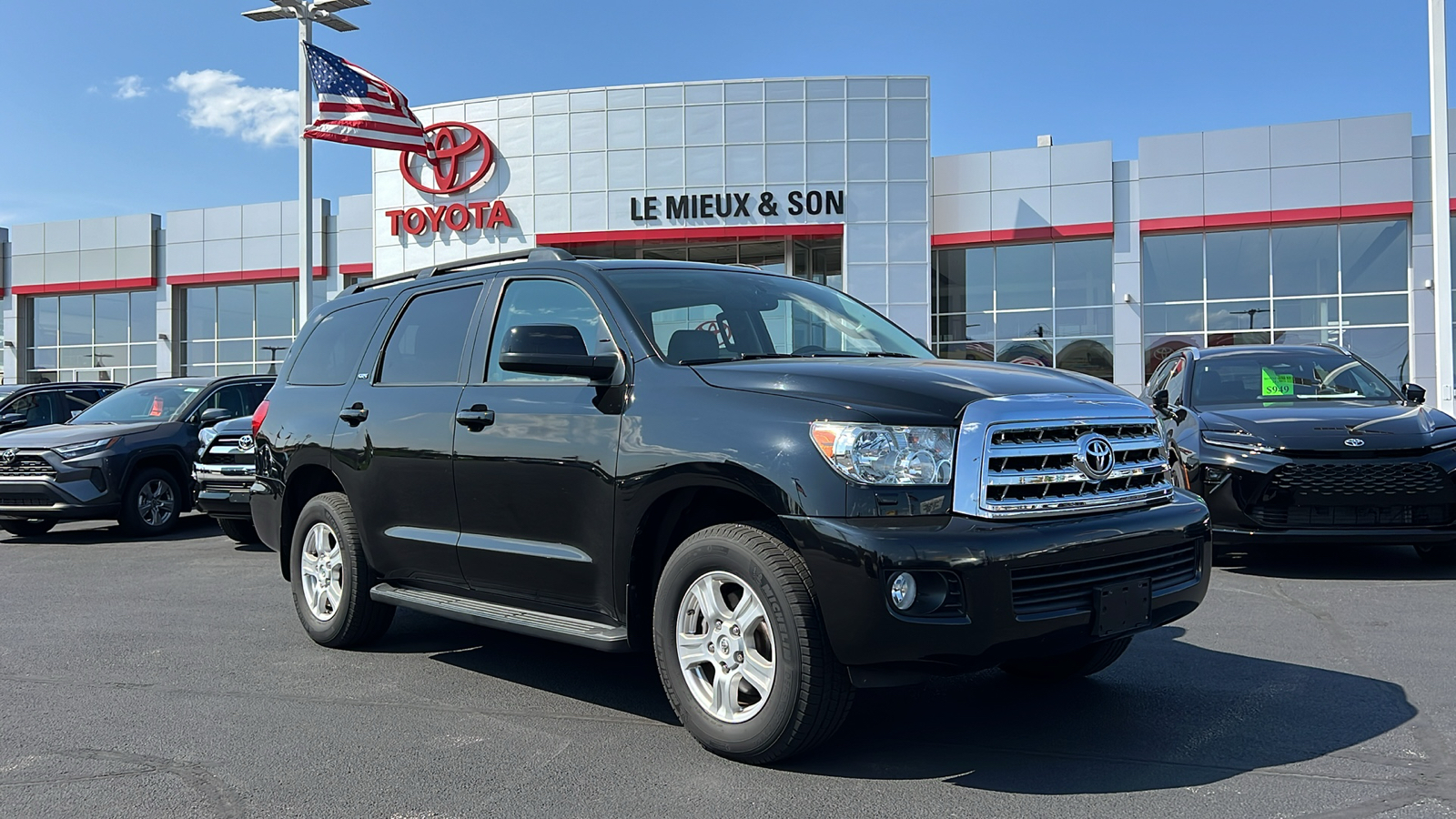 2015 Toyota Sequoia SR5 1