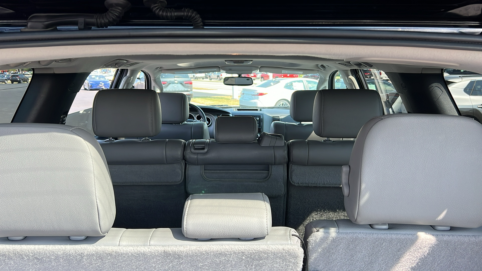 2015 Toyota Sequoia SR5 33