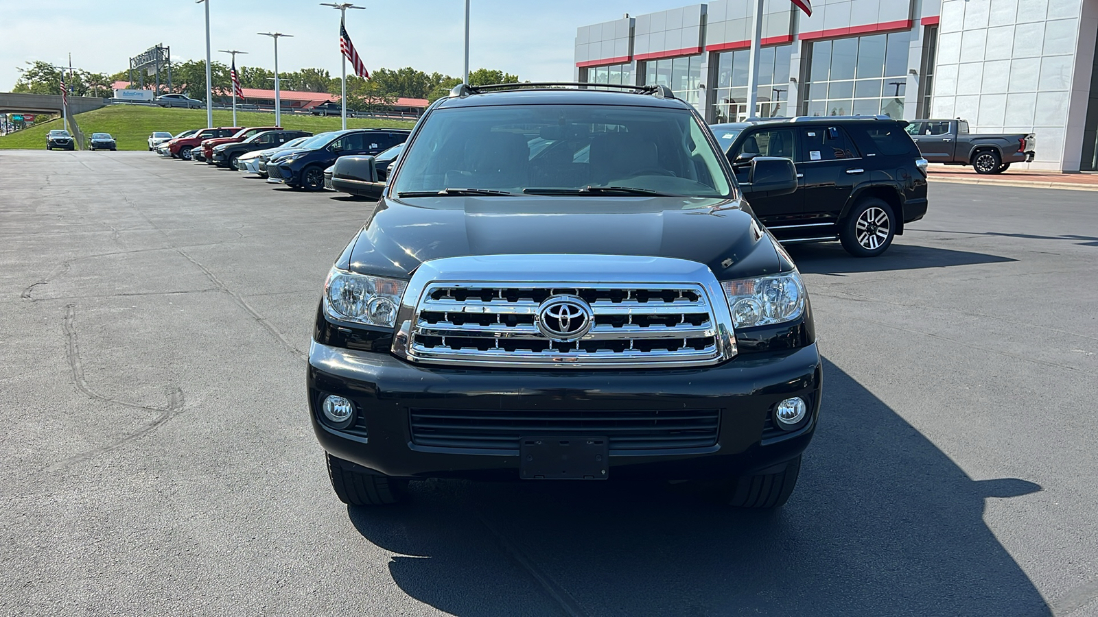 2015 Toyota Sequoia SR5 36