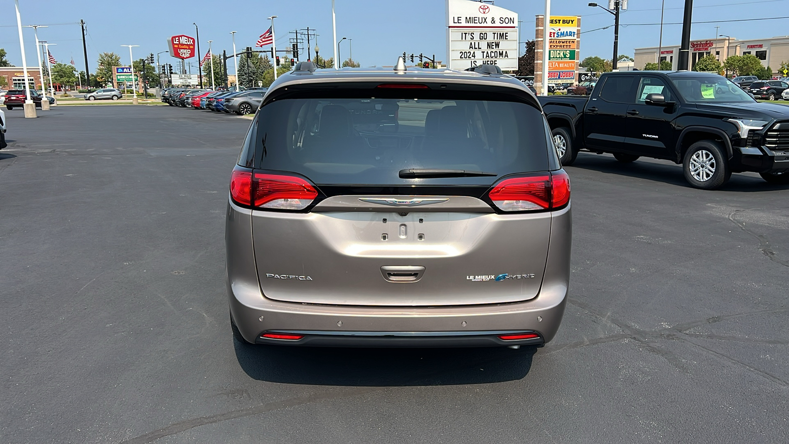 2018 Chrysler Pacifica Hybrid Limited 4