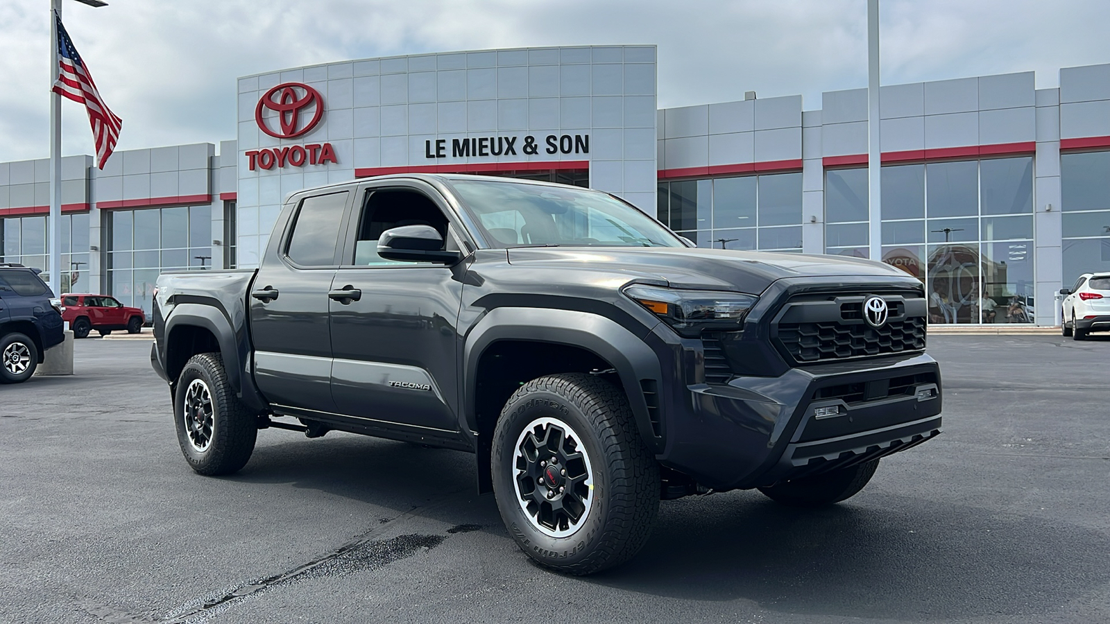 2024 Toyota Tacoma TRD Off-Road 1