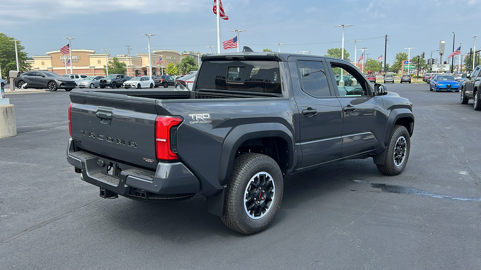 2024 Toyota Tacoma TRD Off-Road 3