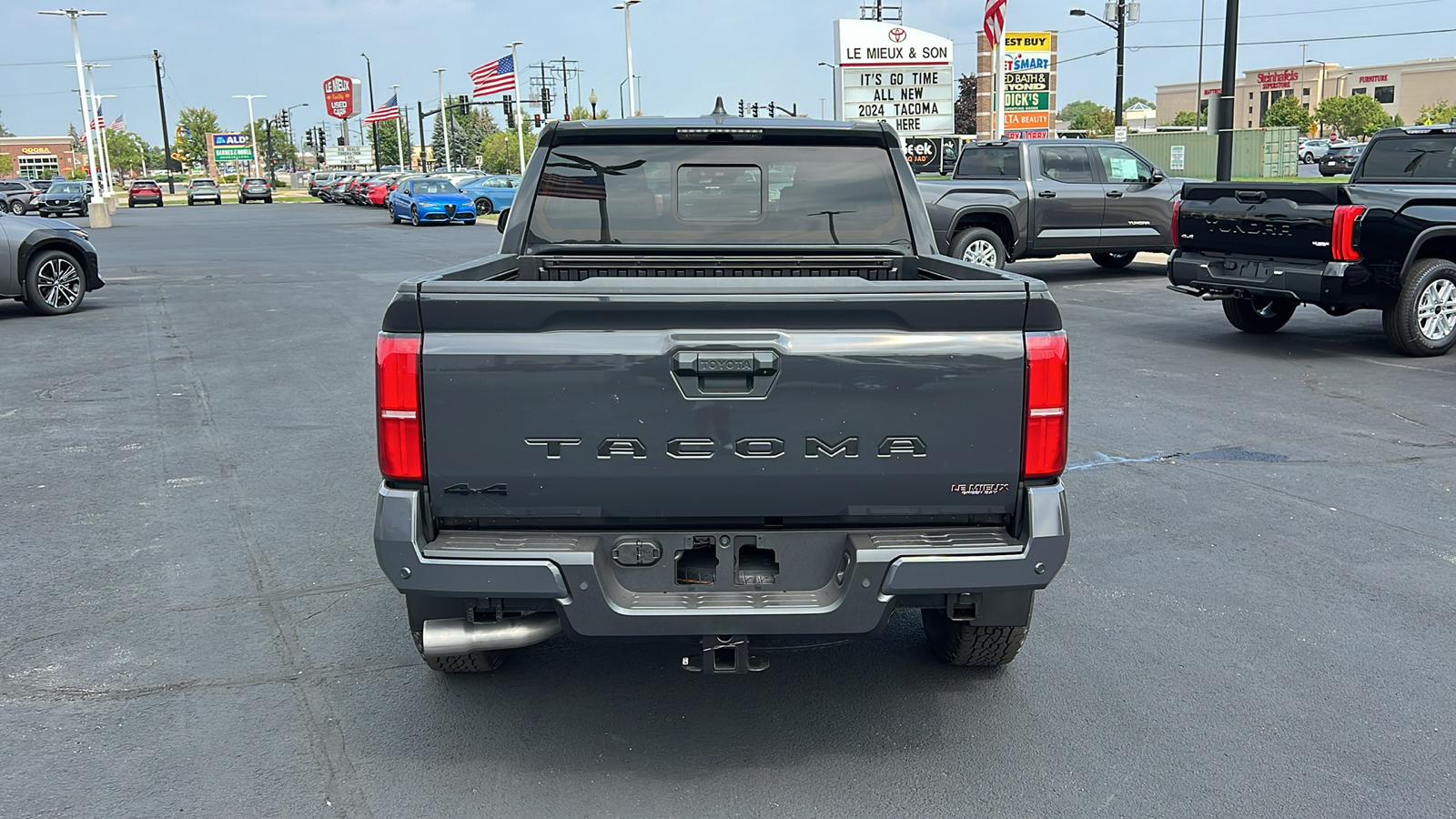 2024 Toyota Tacoma TRD Off-Road 4