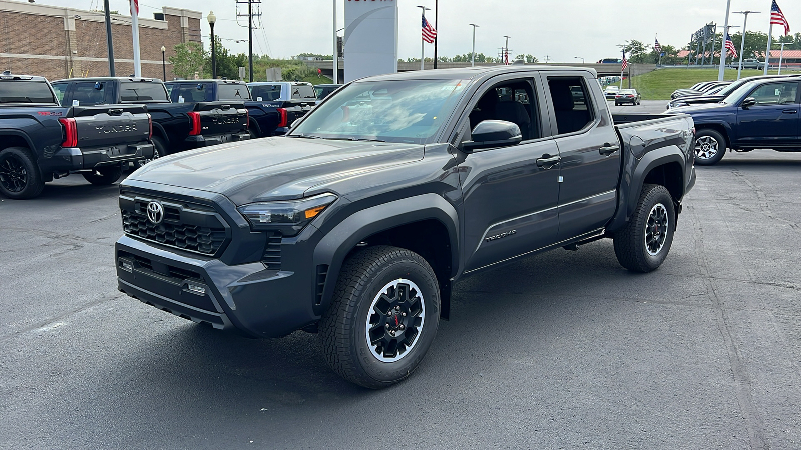 2024 Toyota Tacoma TRD Off-Road 7