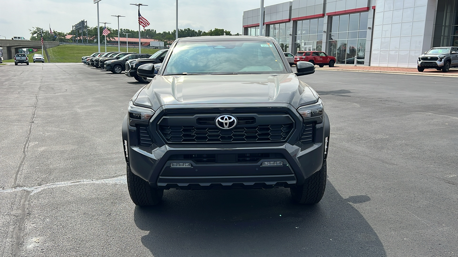 2024 Toyota Tacoma TRD Off-Road 32