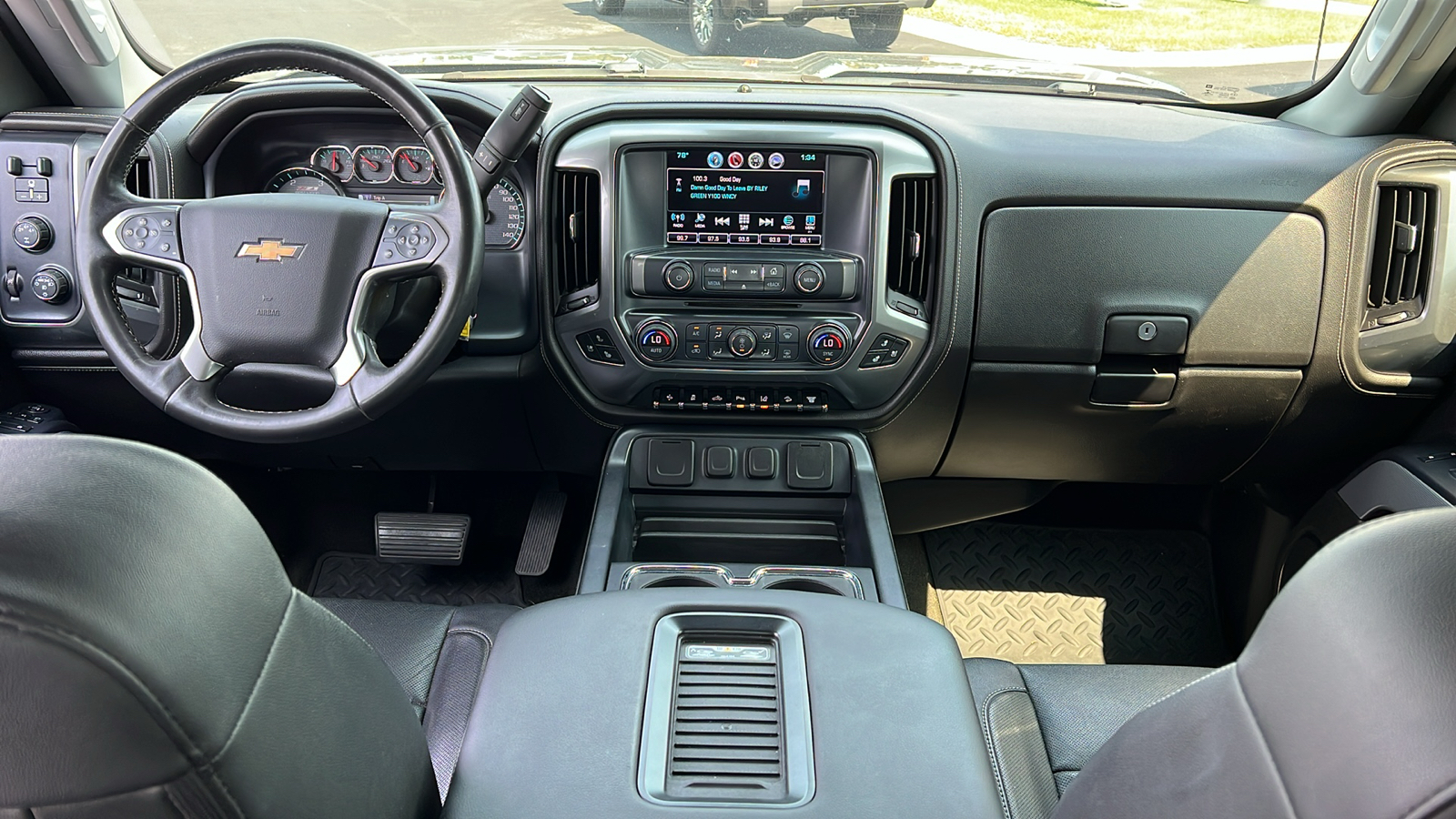 2016 Chevrolet Silverado 3500HD LTZ 8