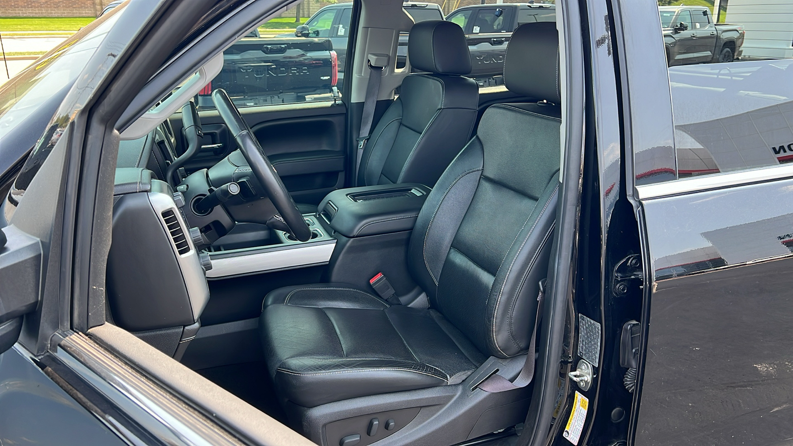 2016 Chevrolet Silverado 3500HD LTZ 24