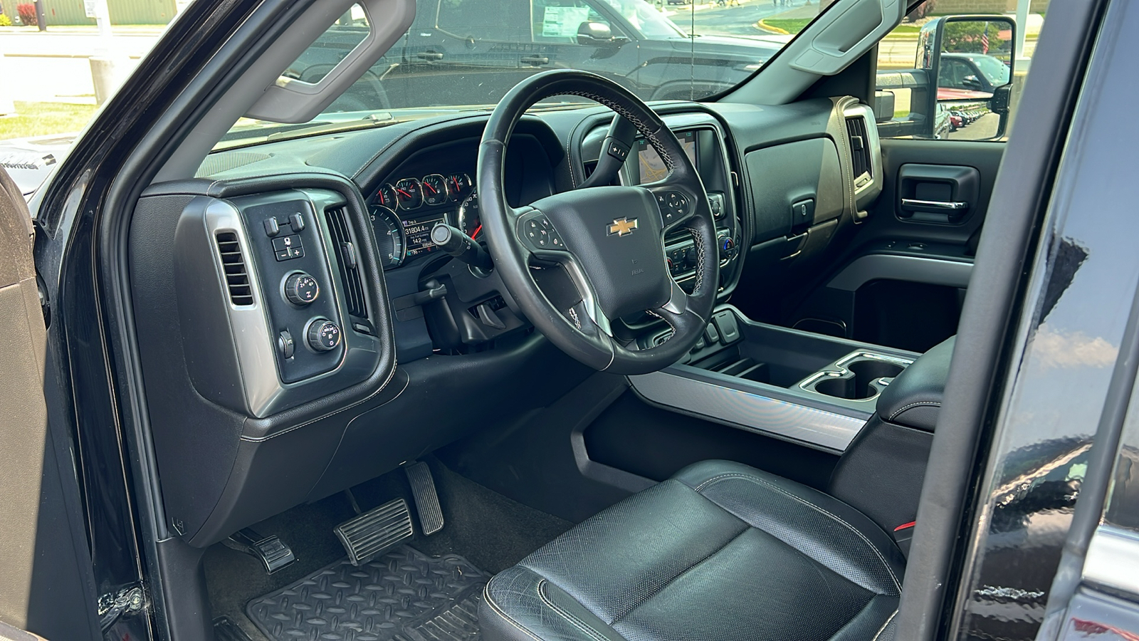 2016 Chevrolet Silverado 3500HD LTZ 25