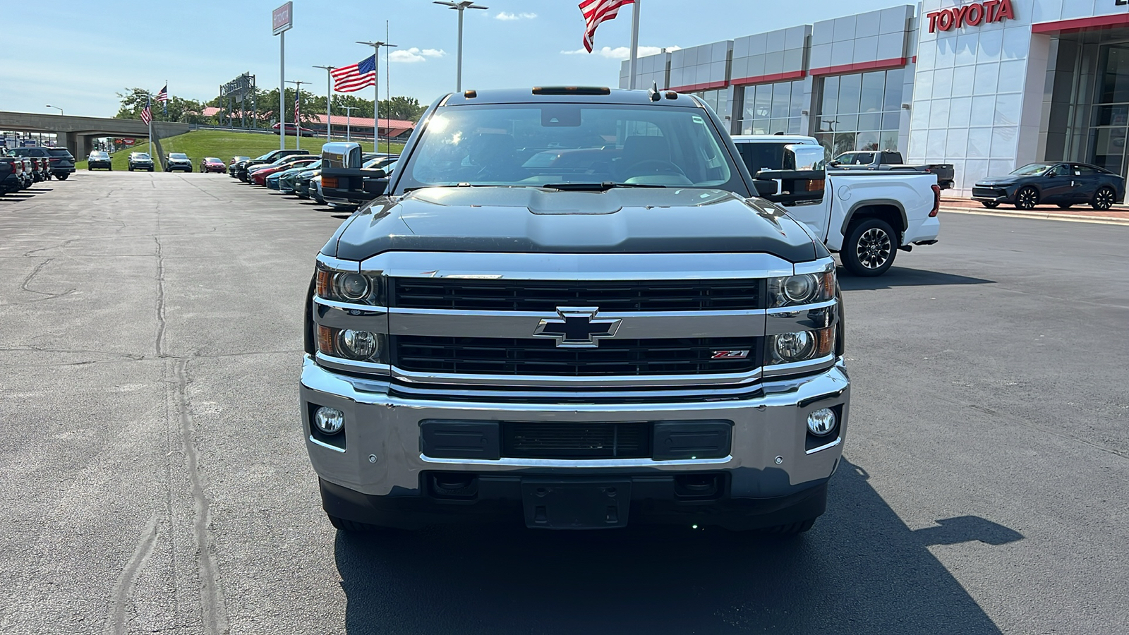 2016 Chevrolet Silverado 3500HD LTZ 30