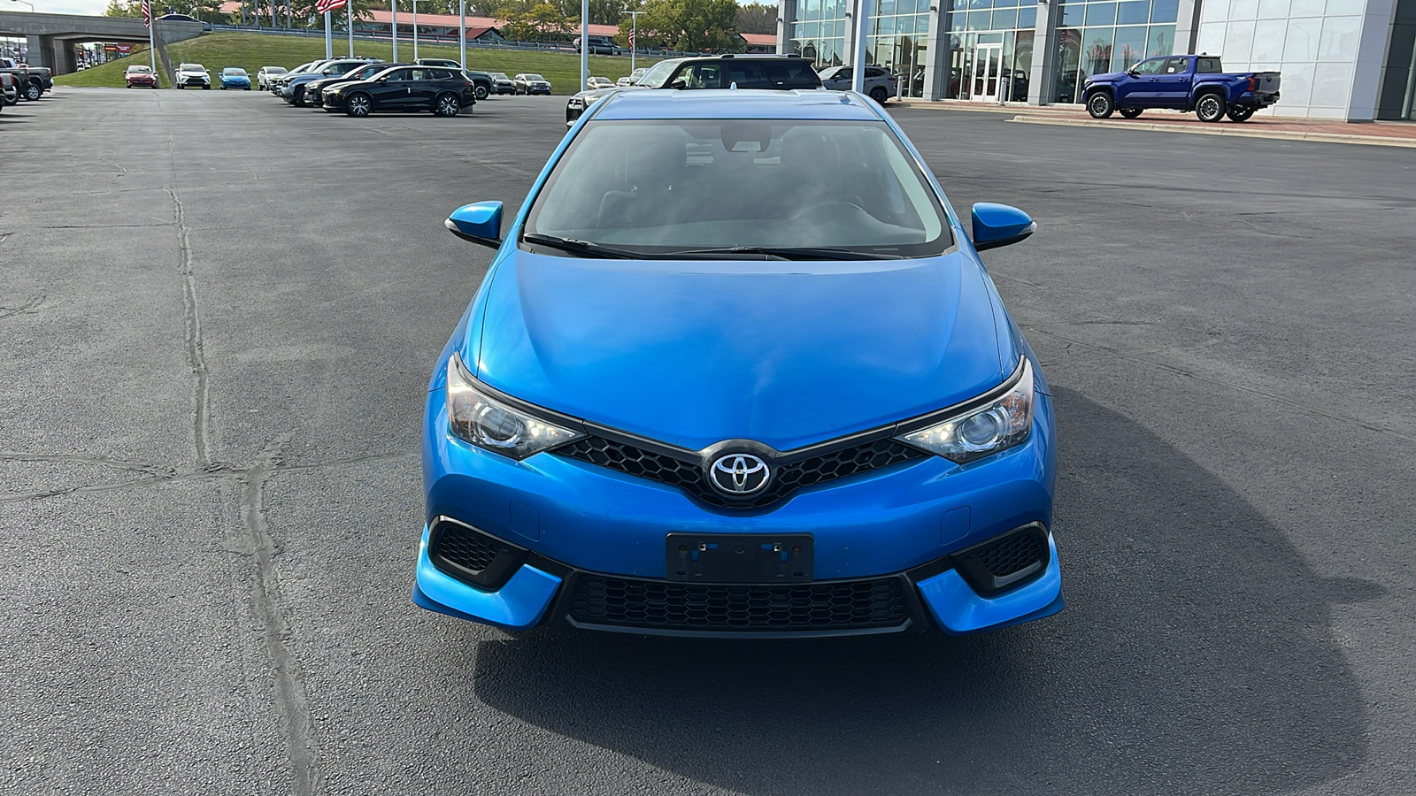 2017 Toyota Corolla iM Base 28