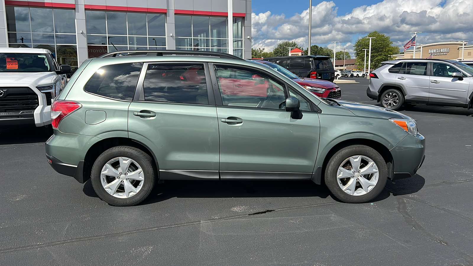 2014 Subaru Forester 2.5i Premium 2