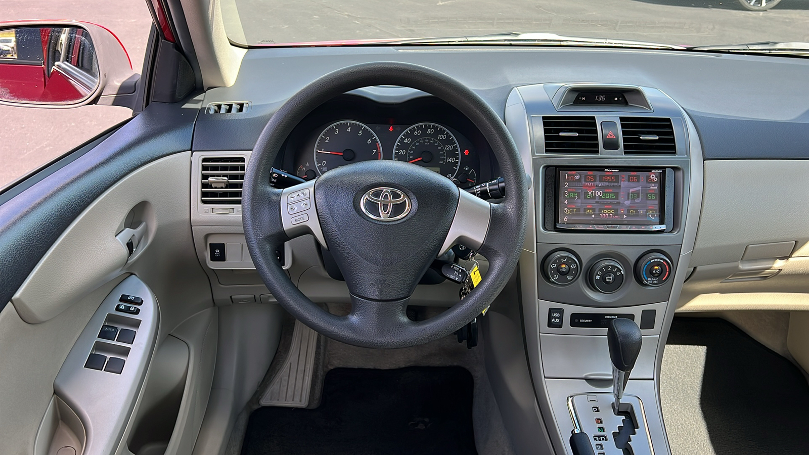 2012 Toyota Corolla S 9