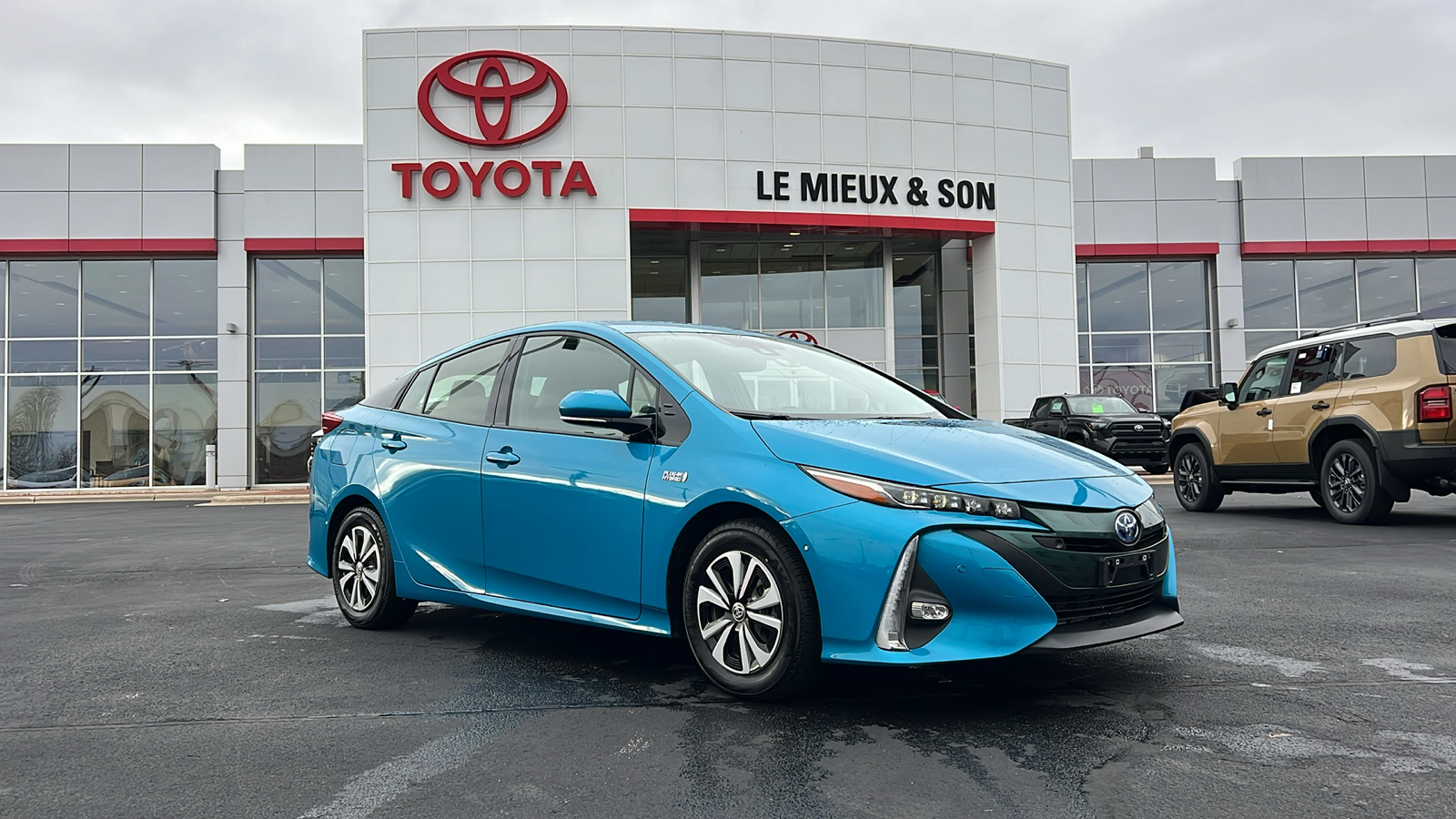 2019 Toyota Prius Prime  1