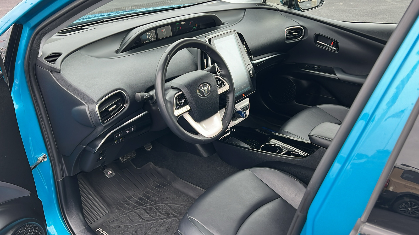 2019 Toyota Prius Prime  25