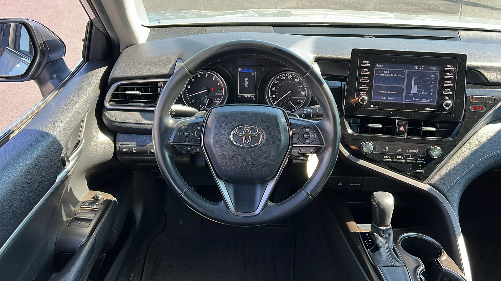 2021 Toyota Camry SE 9